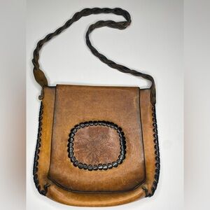 Vintage Rare Find Tooled Rustic Boho Leather Bag w /Floral Design